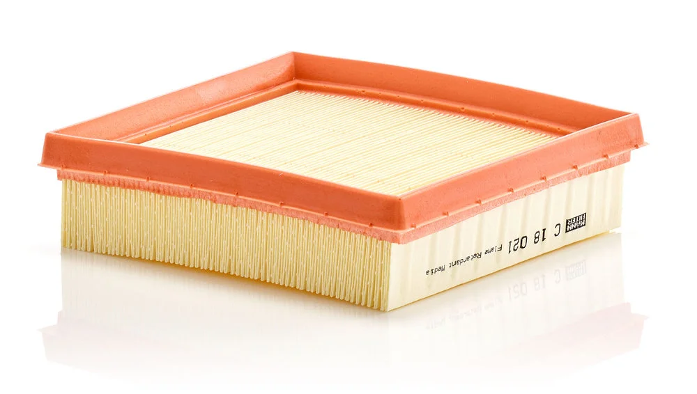 Vzduchový filtr MANN-FILTER C18021 – OE 17801-24040