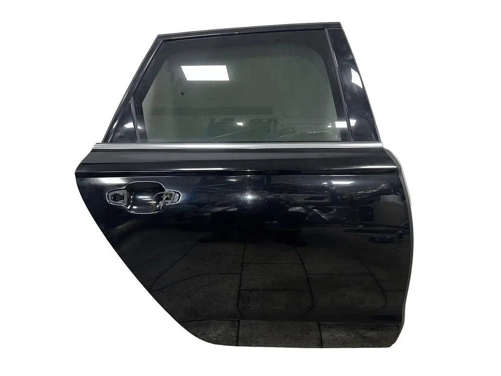 Audi A6 C7 4G facelift S-Line avant r.v. 2018 černá metalíza kód barvy LY9B pravé zadní dveře 4G9833052 S5VX3T62866
