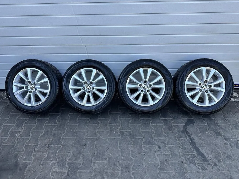 Kola 255/55 R18 zimní pneu 5,7mm DOT3517 ET53 8Jx18H2 7P6601025C S5VX3T83203 Kola 255/55 R18 zimní pneu 5,7mm DOT3517 ET53 8Jx18H2 7P6601025C S5VX3T83203