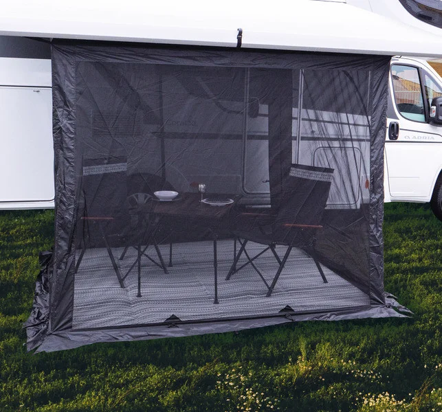Předstan s moskytiérou Moskito Free pod markýzu, rozměry 240 × 230 cm, výška 180–240 cm 314387