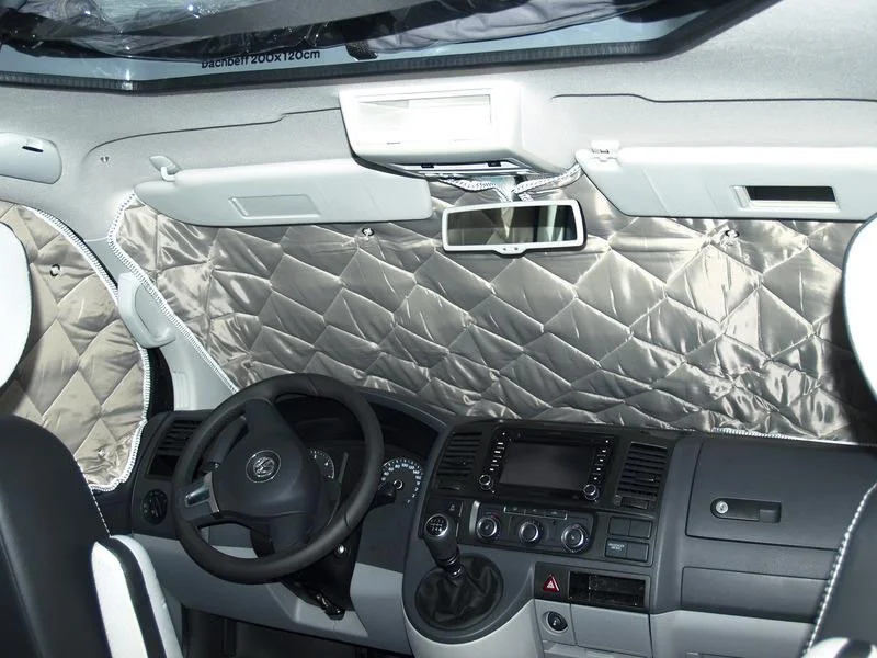 Sada termoclon vnitřních Isoflex 9vrstvá pro Ford Transit Custom od roku výroby 2012 3dílná do kabiny řidiče s přísavkami 304767