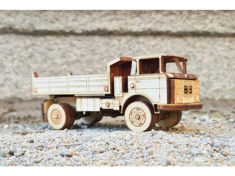 Stavebnice LIAZ sklápěč, Škoda 706 MTS, 1:64 743653
