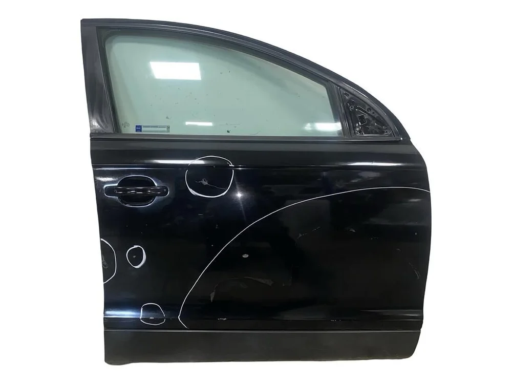 Audi Q7 4L r.v. 2008 černá barva kód barvy L041 pravé přední dveře S5VX3T46456 Audi Q7 4L r.v. 2008 černá barva kód barvy L041 pravé přední dveře S5VX3T46456