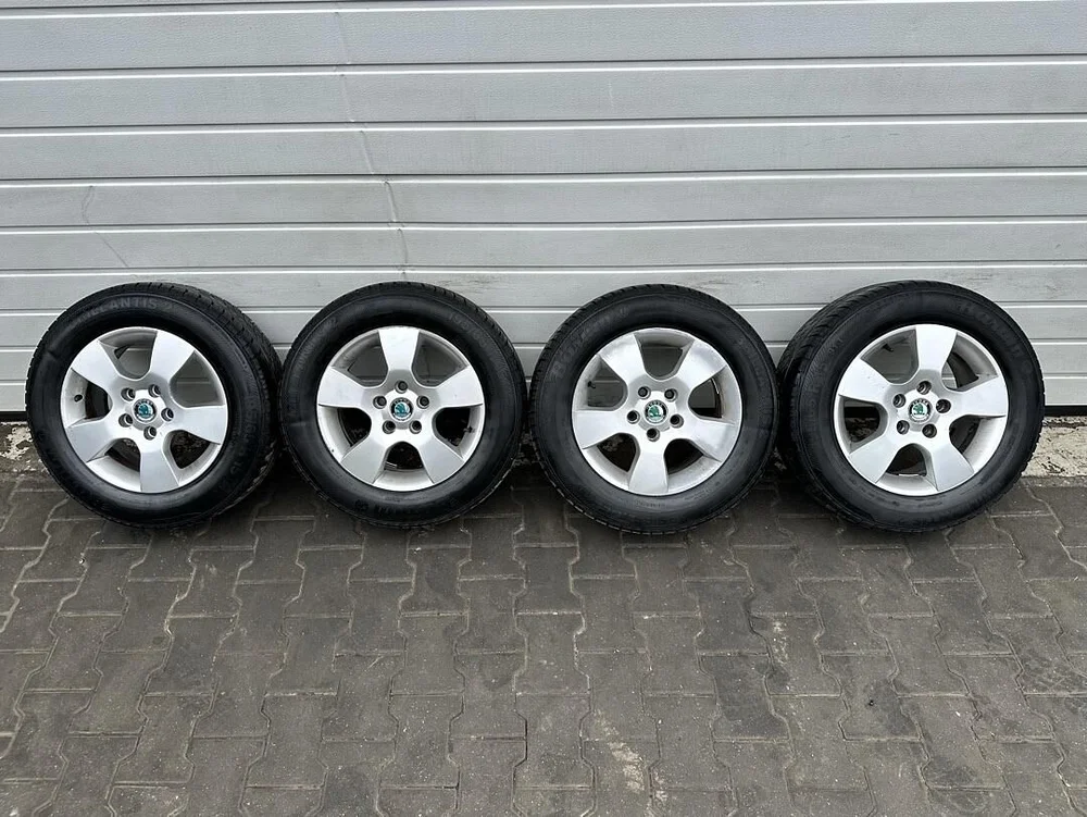 Kola 195/65 R15 letní pneu 3,5mm DOT1218 ET50 6,5Jx15H2 1Z0601025 S5VX3T86145