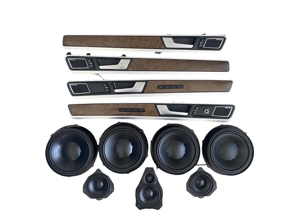 VW Touareg 7P r.v. 2014 sound system Dynaudio S5VX3T40517
