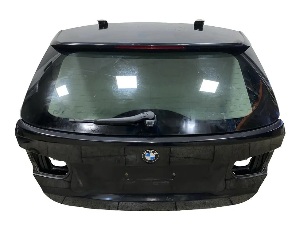 BMW 3 F31 318D touring r.v. 2016 černá metalíza kód barvy 475 páté dveře S5VX3T51222