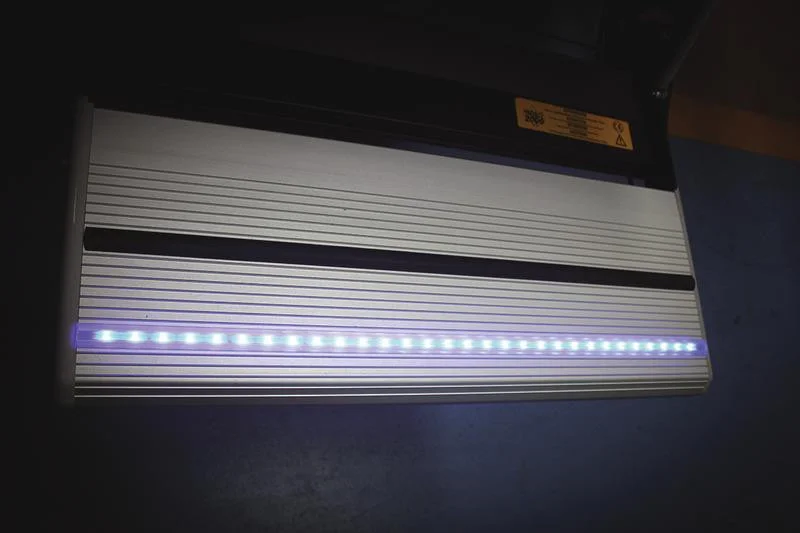Profil pryžový transparentní pro LED pásek elektrického schůdku (92360) obytných automobilů a karavanů 310592